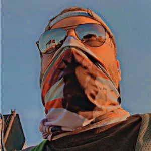 Meet your Posher, Christian